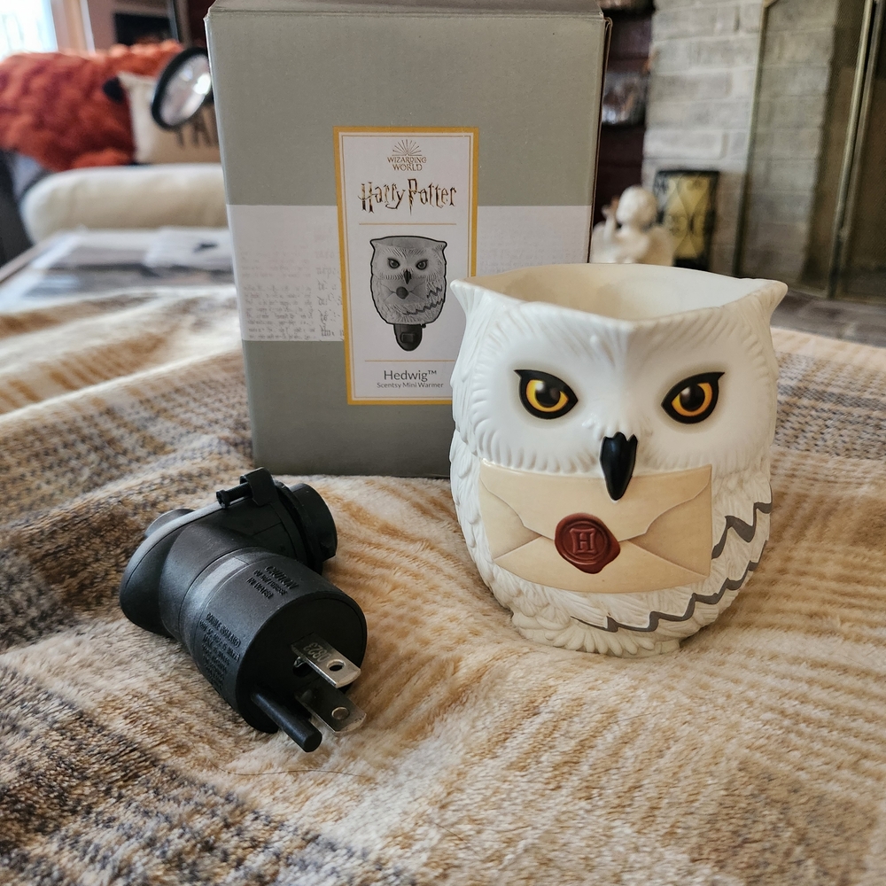 Scentsy Harry Potter Hedwig Mini Plug In Warmer